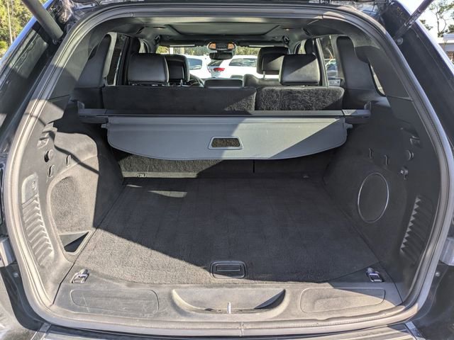 Used 2021 Jeep Grand Cherokee Limited w/ Luxury Group II image 12