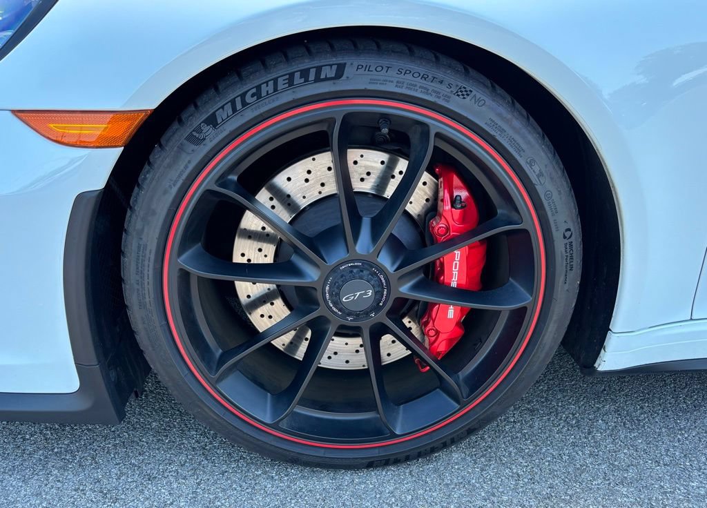 Used 2018 Porsche 911 GT3 RWD image 33
