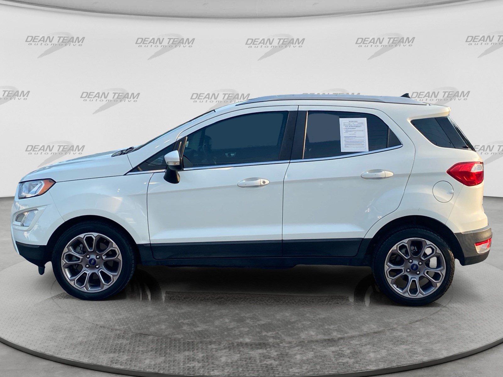 Used 2019 Ford EcoSport Titanium FWD image 4