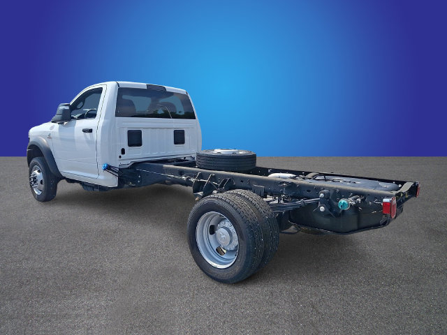 Used 2025 RAM 5500 Tradesman w/ Chrome Appearance Group AWD/4WD image 6