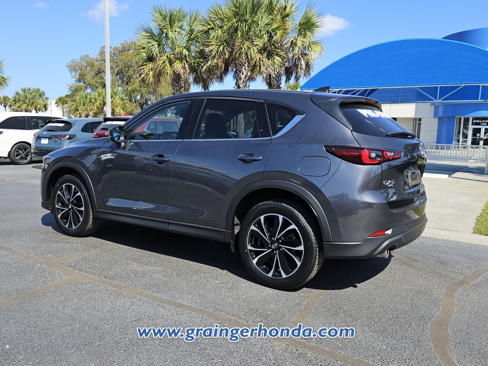 Used 2023 MAZDA CX-5 AWD 2.5 S w/ Premium Plus Pkg image 3
