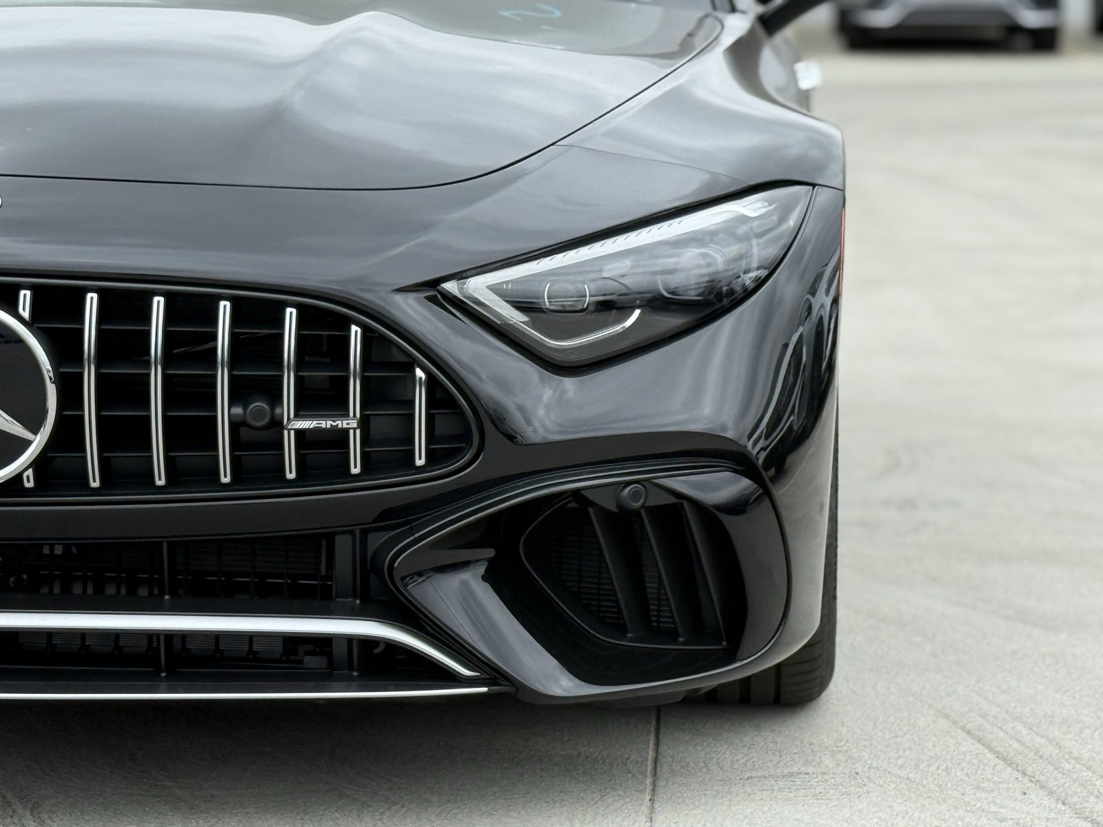 New 2026 Mercedes-Benz SL 63 AMG 4MATIC image 5