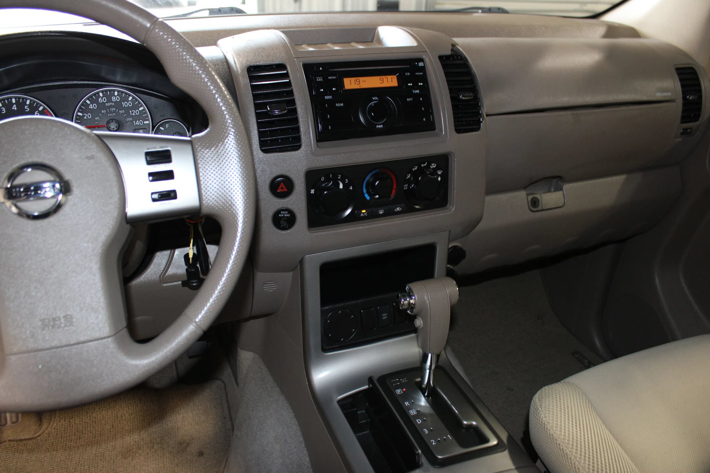 Used 2008 Nissan Pathfinder S RWD image 14