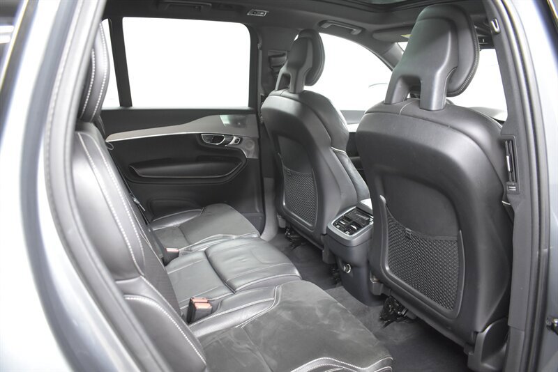 Used 2016 Volvo XC90 T6 R-Design w/ Protection Package Plus AWD/4WD image 29