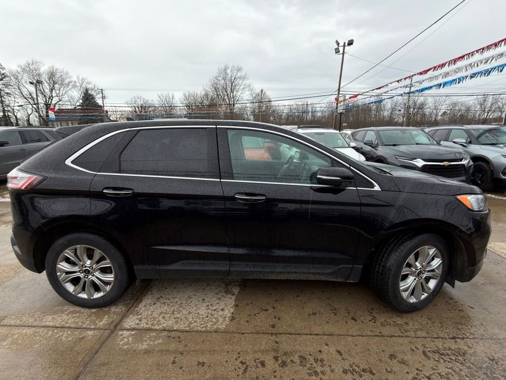 Used 2024 Ford Edge Titanium image 12