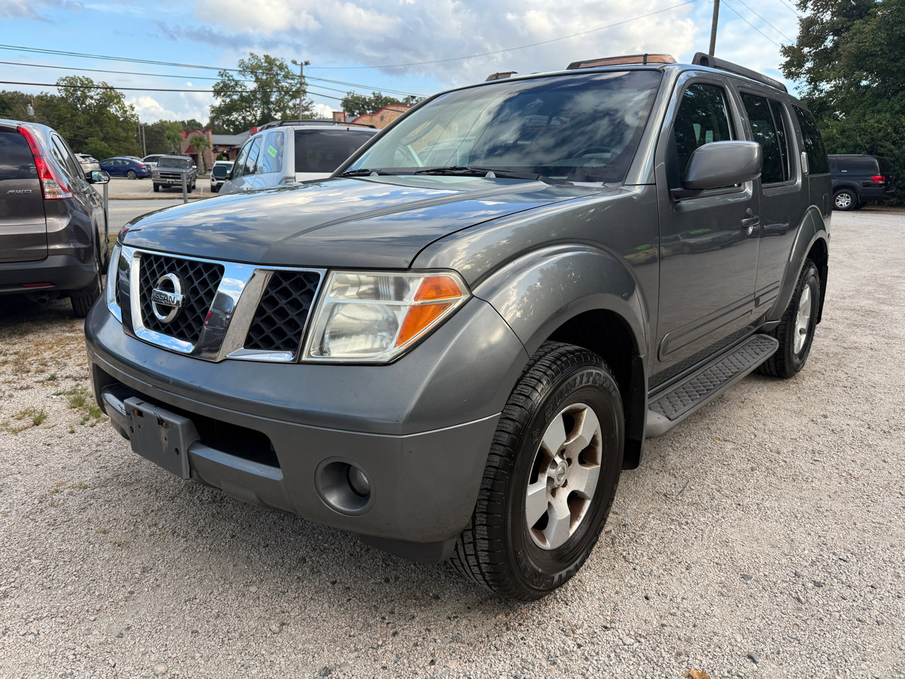 Used 2007 Nissan Pathfinder SE w/ SE Premium Pkg