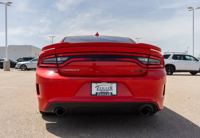 Used 2019 Dodge Charger SRT Hellcat w/ Navigation & Travel Group RWD image 6