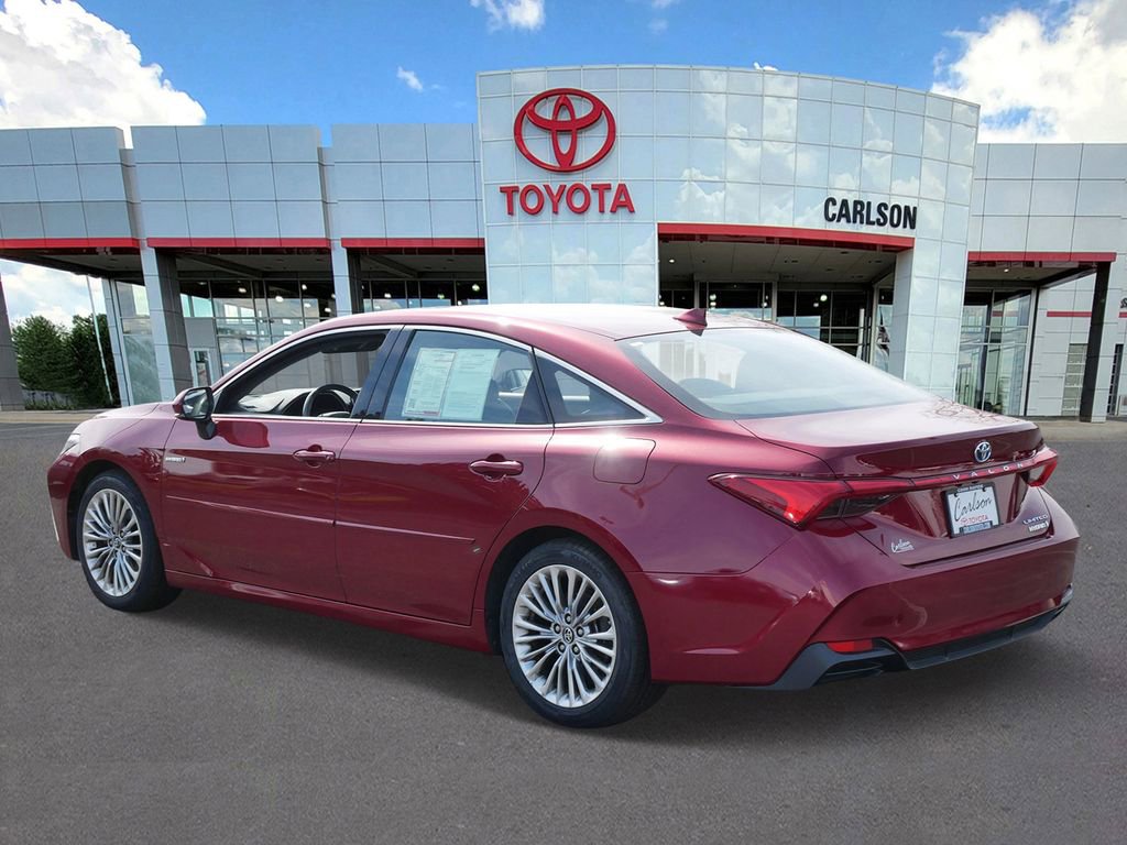 Used 2019 Toyota Avalon Limited w/ All Weather Liner Package FWD image 6