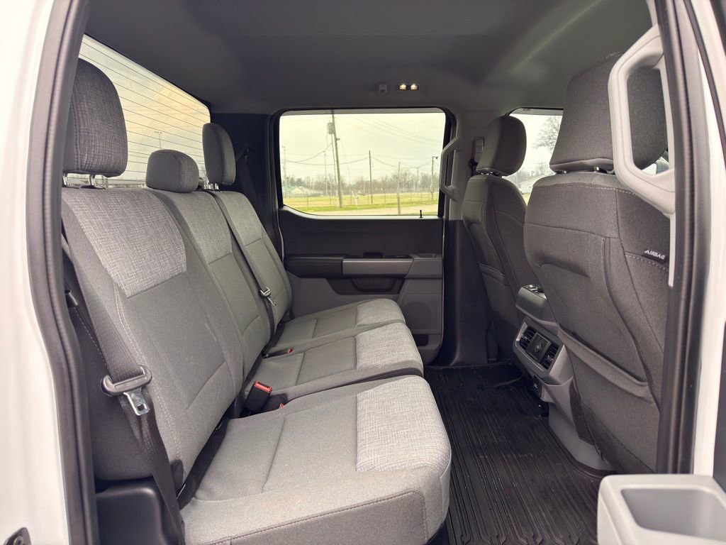 Used 2025 Ford F350 XLT image 29
