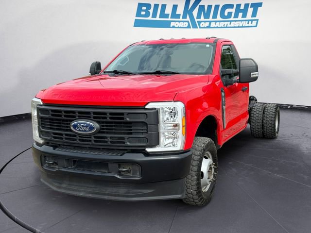 Used 2023 Ford F350 XL image 1
