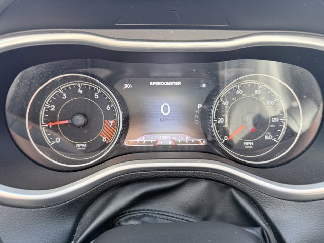 Used 2015 Jeep Cherokee Trailhawk w/ Comfort/Convenience Group AWD/4WD image 10