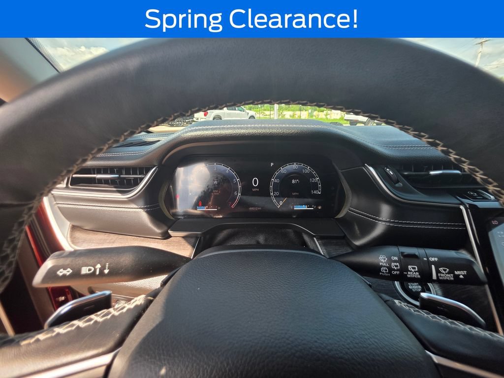 Used 2022 Jeep Grand Cherokee Limited AWD/4WD image 19