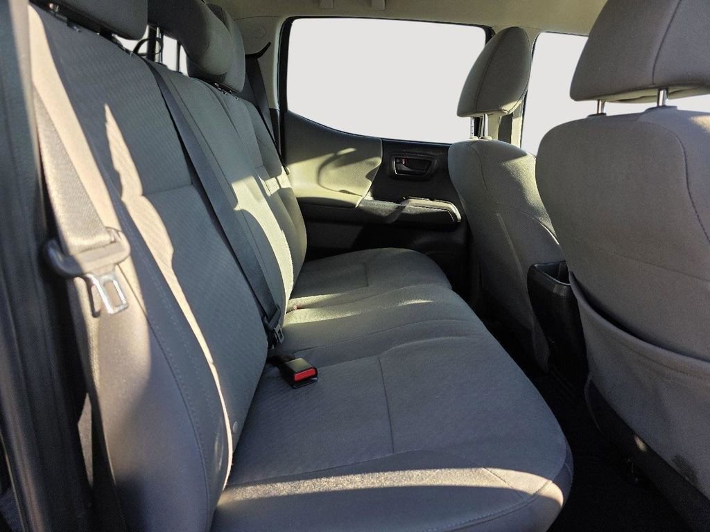 Used 2020 Toyota Tacoma SR5 image 13