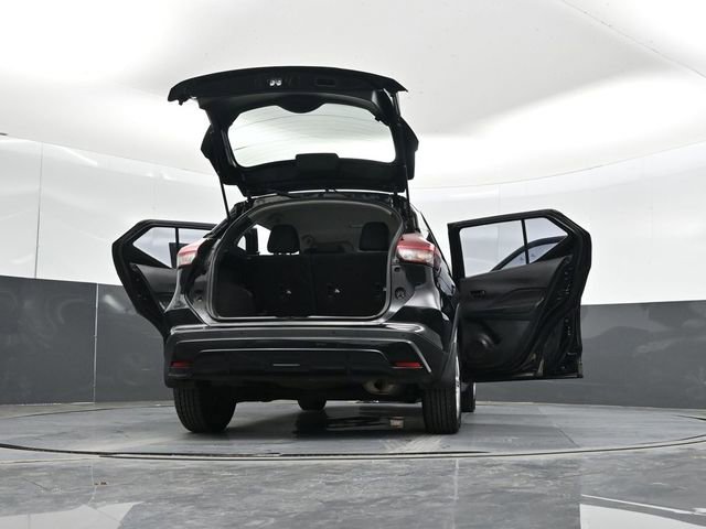 Used 2023 Nissan Kicks S FWD image 43