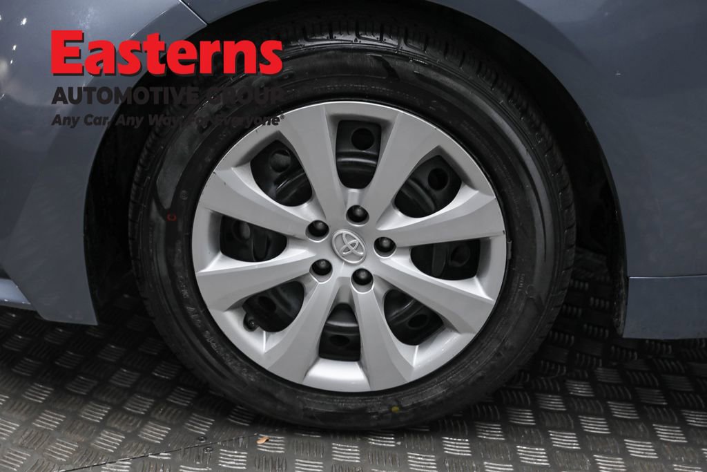 Used 2024 Toyota Corolla LE image 31