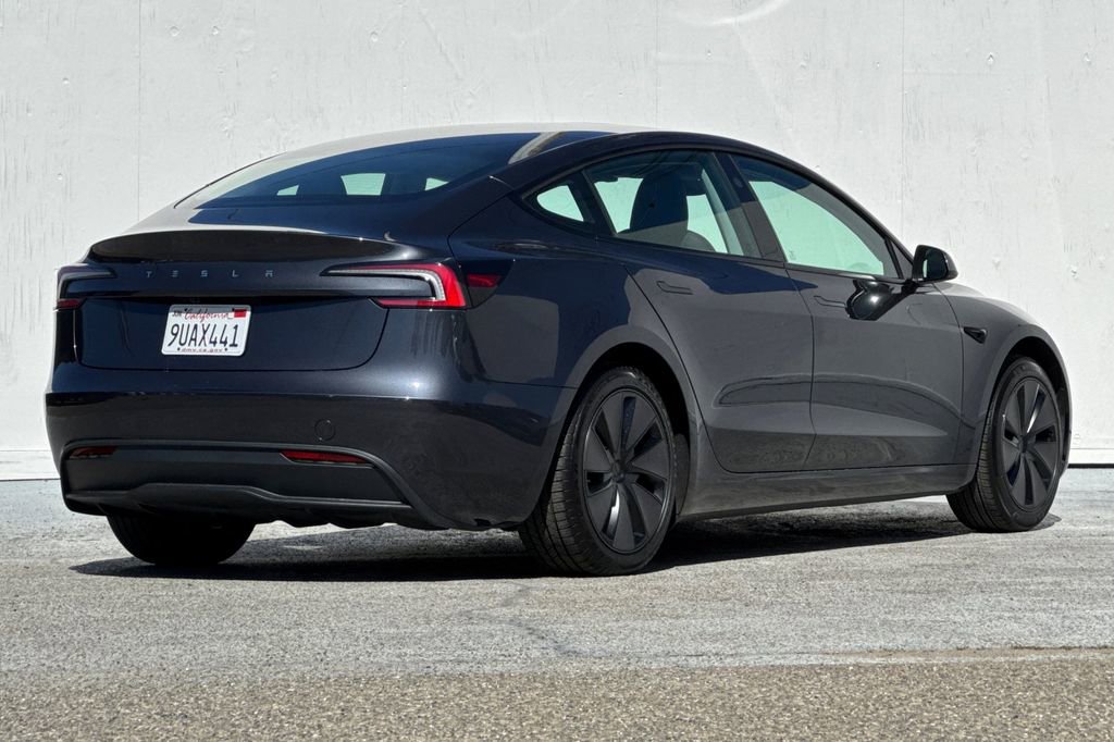 Used 2025 Tesla Model 3 Long Range image 3