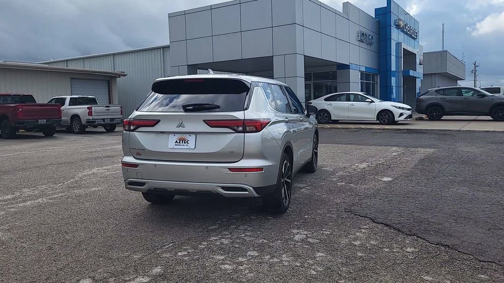 Used 2024 Mitsubishi Outlander FWD image 7