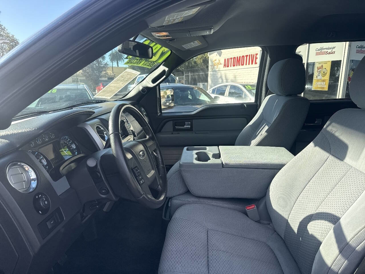 Used 2014 Ford F150 XLT w/ Equipment Group 302A Luxury image 3