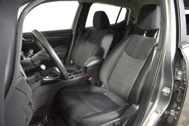 Certified 2024 Nissan Leaf SV Plus w/ Protection Package FWD image 9