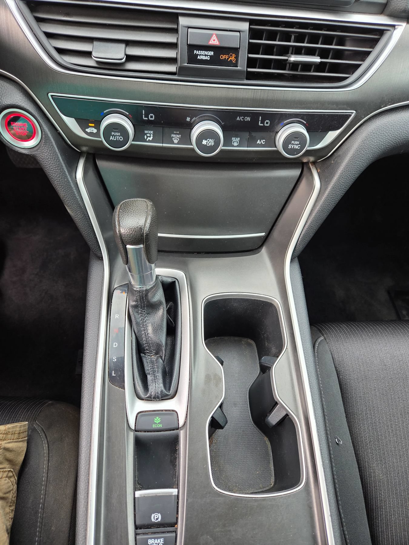 Used 2018 Honda Accord LX image 10