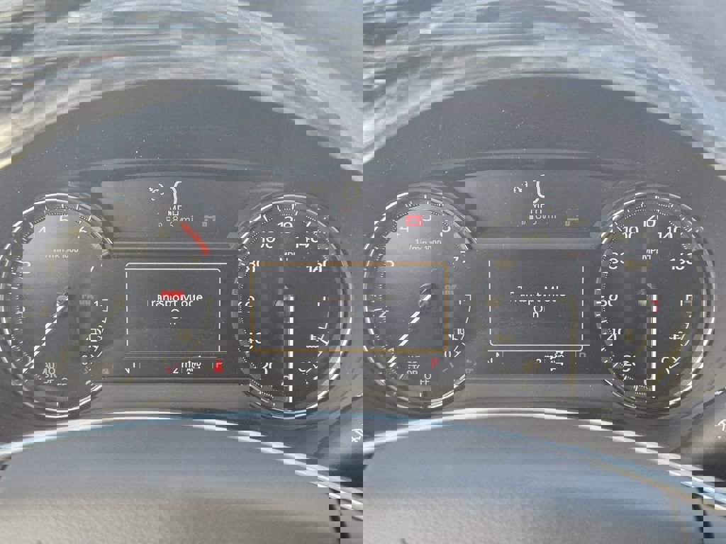 New 2026 Cadillac XT5 Luxury image 8