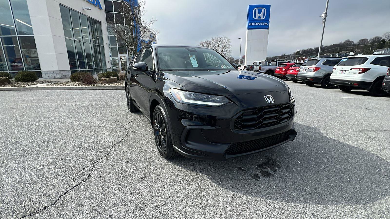 New 2026 Honda HR-V Sport image 2