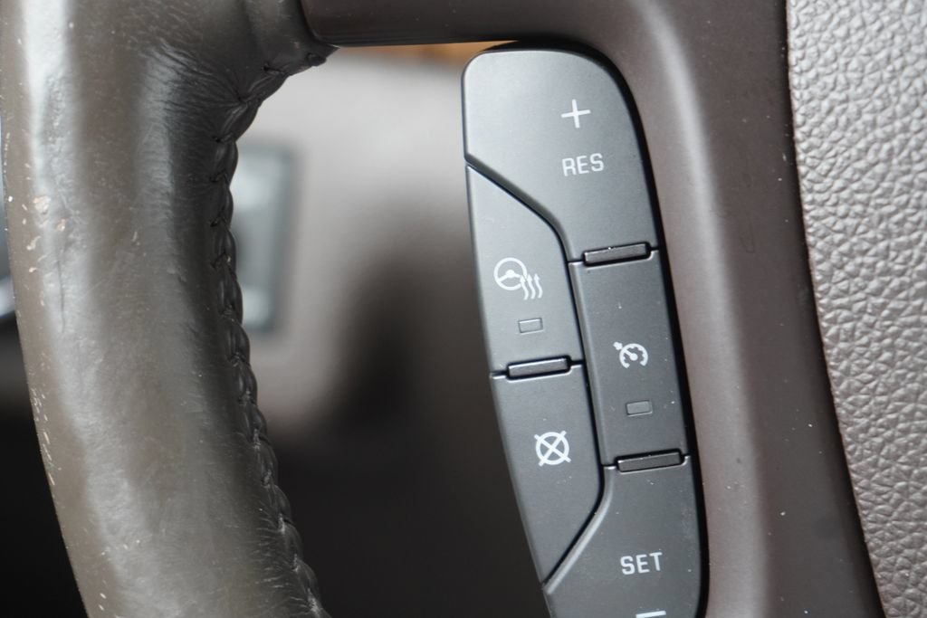 Used 2015 Buick Enclave Premium w/ Trailering Package AWD/4WD image 15