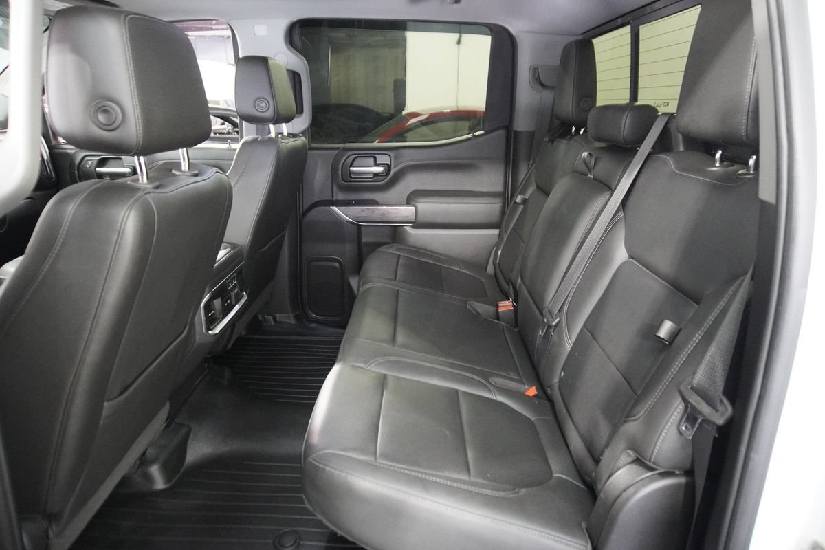 Used 2019 Chevrolet Silverado 1500 LTZ w/ LTZ Premium Package AWD/4WD image 12