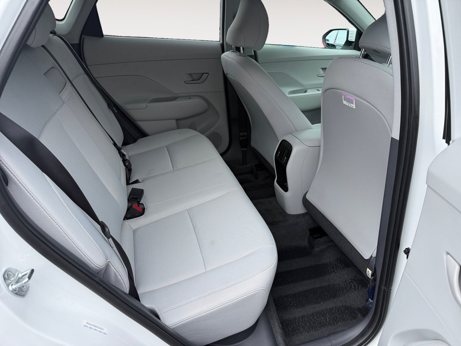 Certified 2025 Hyundai Kona SEL FWD image 18