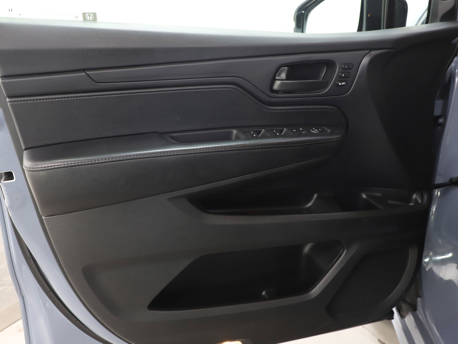 Used 2025 Honda Odyssey Sport-L image 21