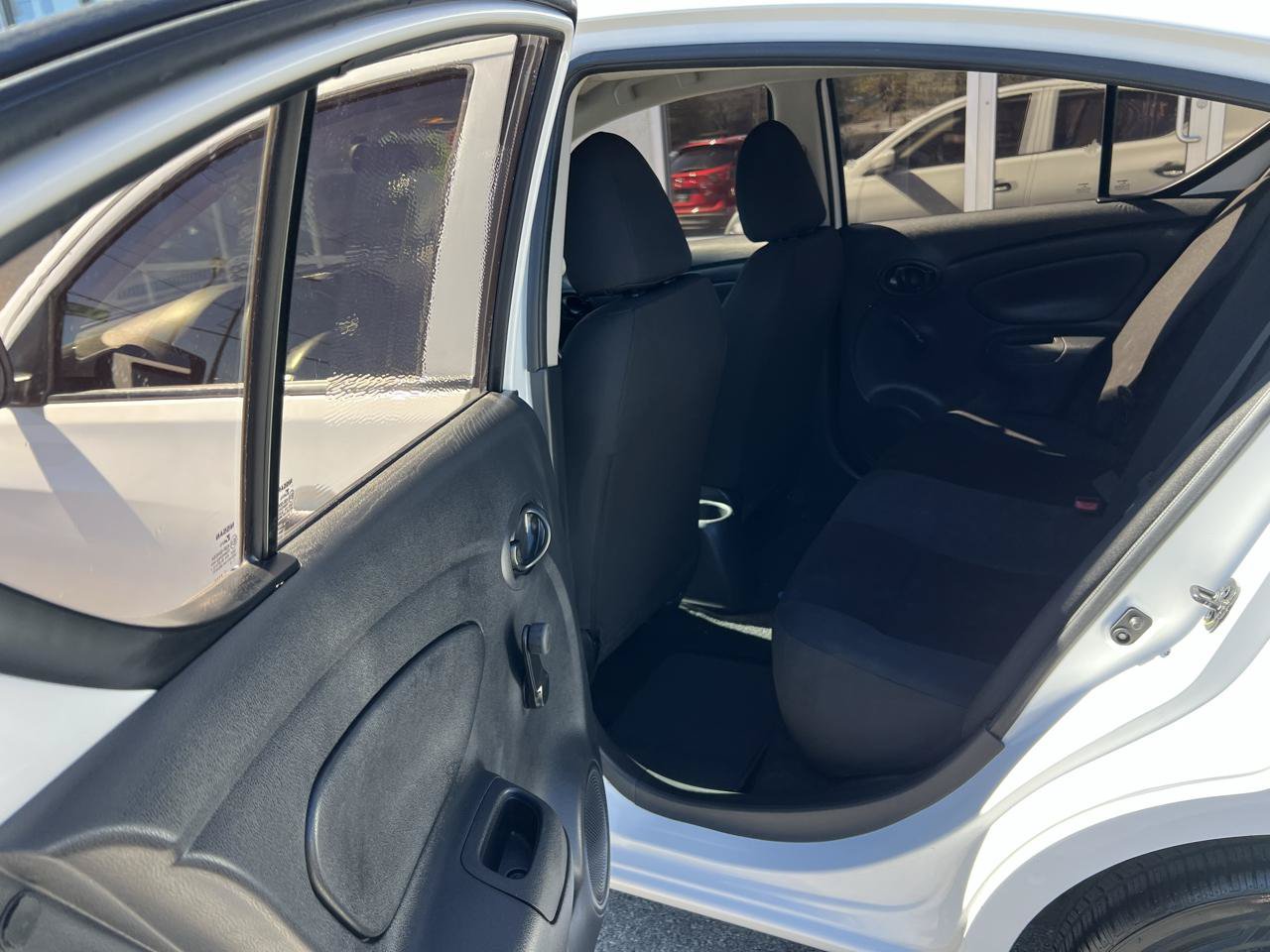 Used 2018 Nissan Versa S Plus FWD image 13