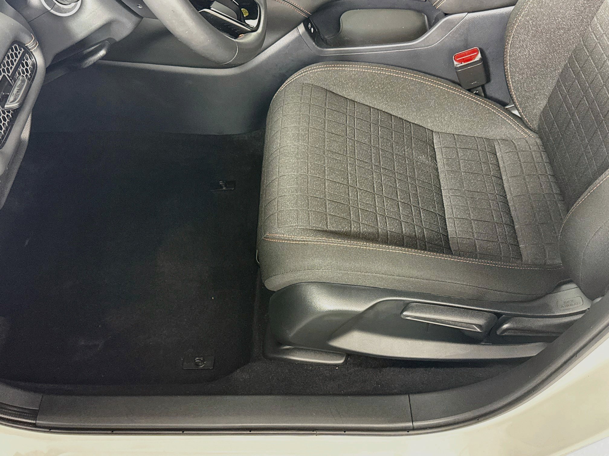 Used 2024 Honda HR-V Sport image 18
