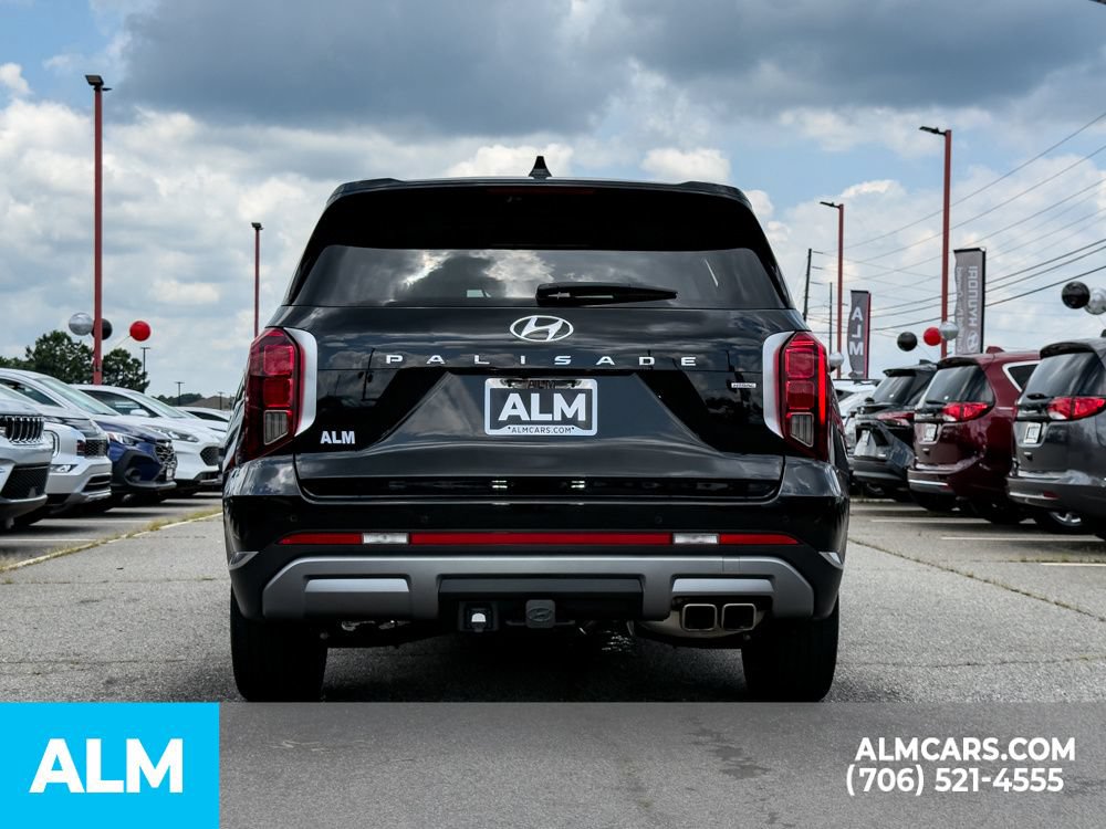 Used 2024 Hyundai Palisade Limited AWD/4WD image 5