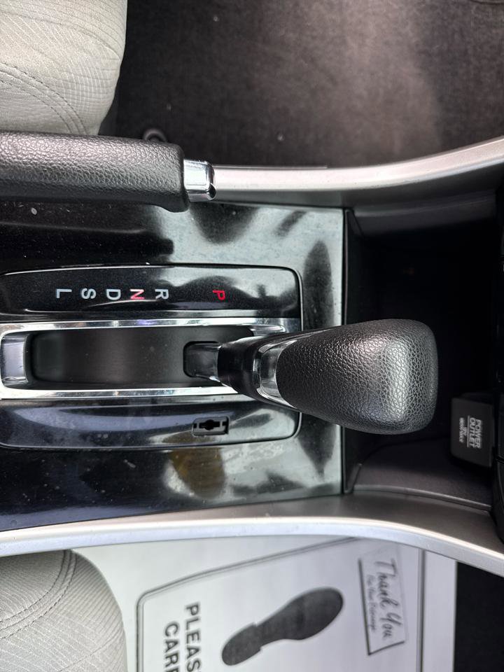 Used 2016 Honda Accord EX image 24