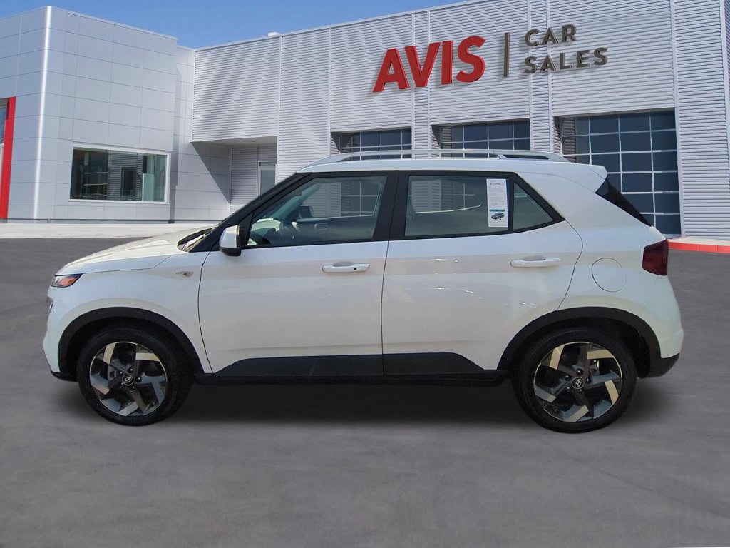 Used 2026 Hyundai Venue SEL FWD image 10