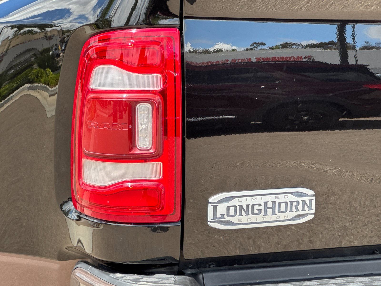 Used 2024 RAM 3500 Limited w/ Safety Group AWD/4WD image 36