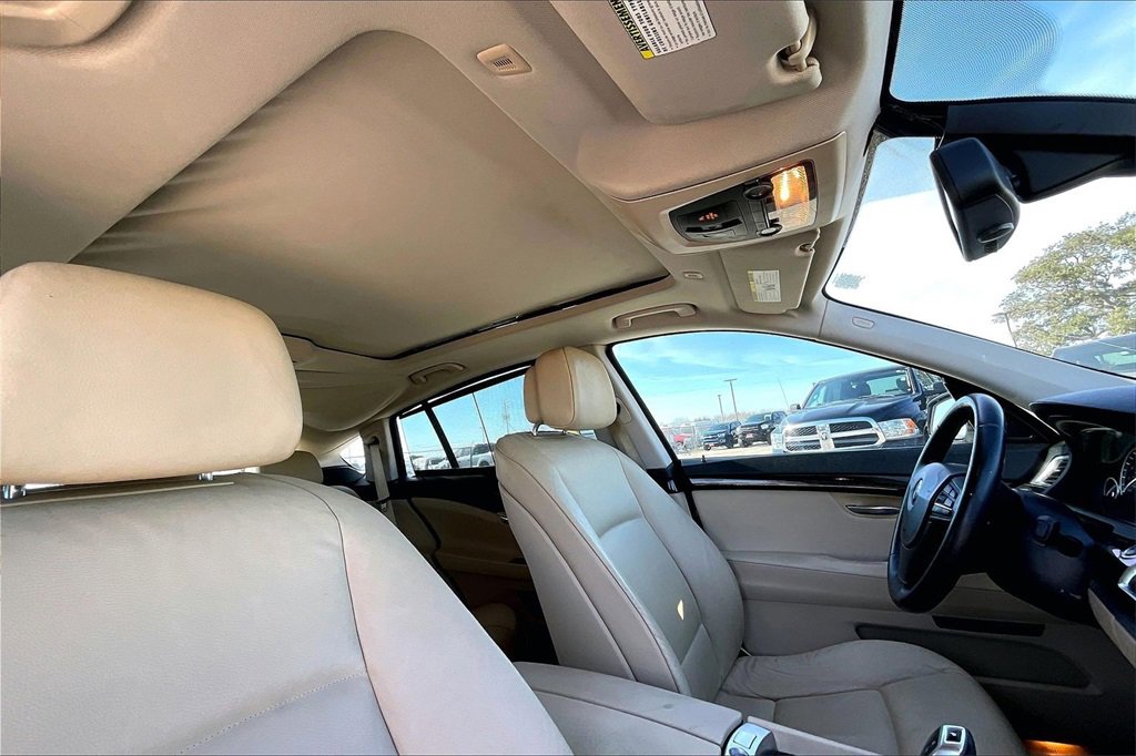 Used 2011 BMW 535i Gran Turismo image 28