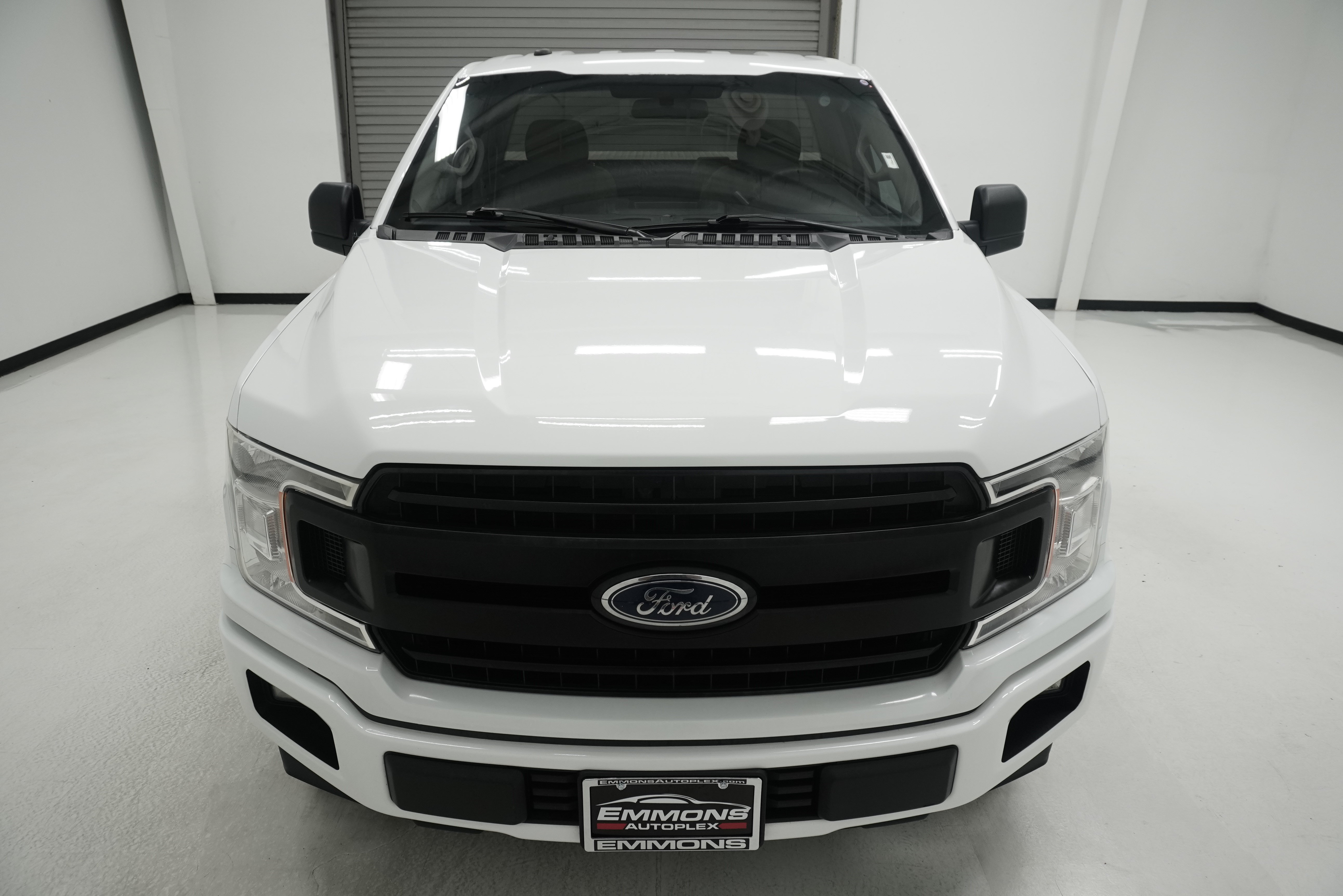 Used 2018 Ford F150 XL w/ Equipment Group 101A Mid RWD image 2