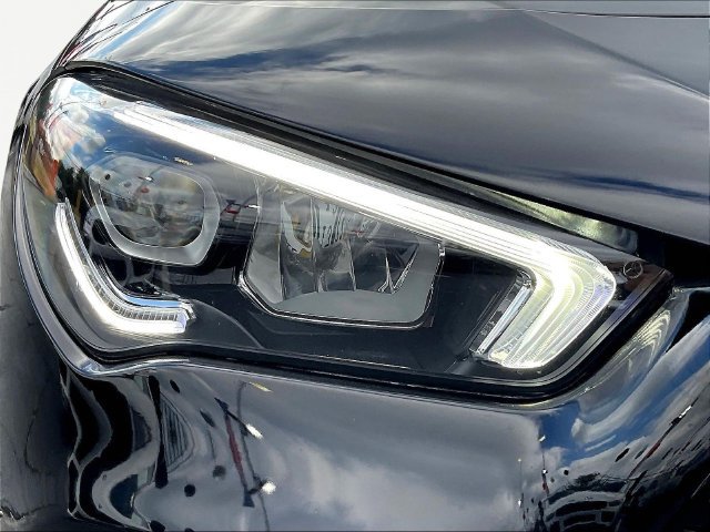 Used 2023 Mercedes-Benz CLA 250 image 33