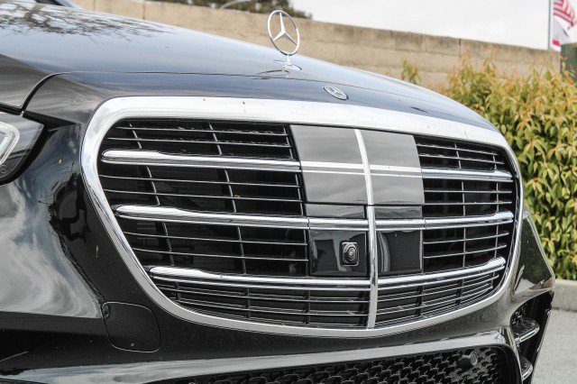 New 2025 Mercedes-Benz S 580 4MATIC Sedan image 5