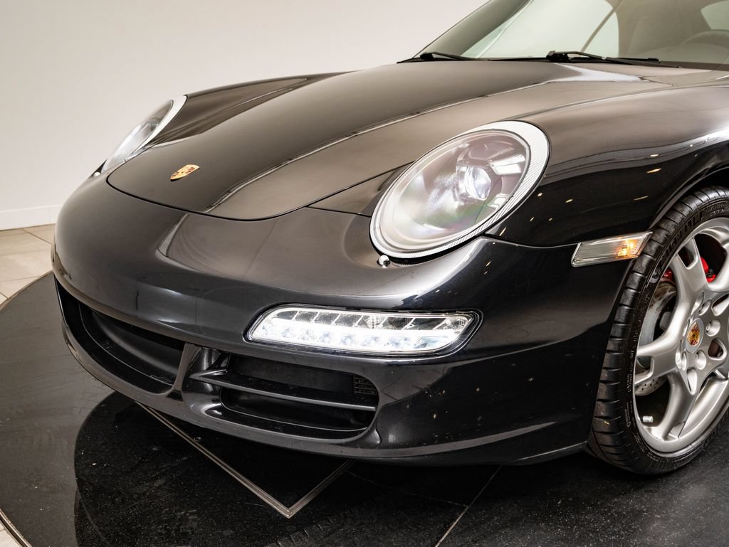 Used 2005 Porsche 911 Carrera S RWD image 18