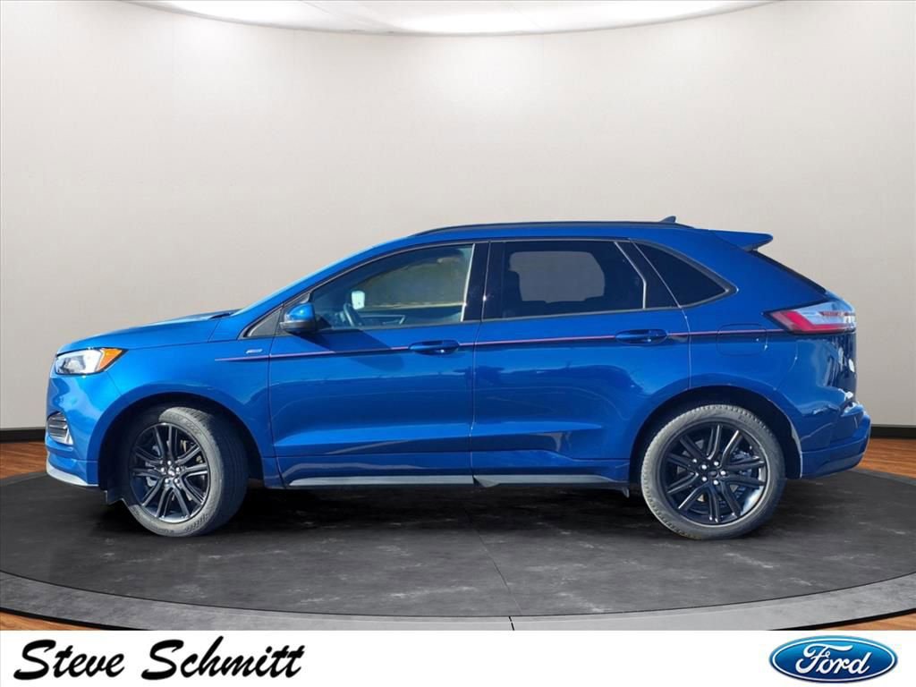 Used 2024 Ford Edge ST-Line w/ Class II Trailer Tow Package AWD/4WD image 2