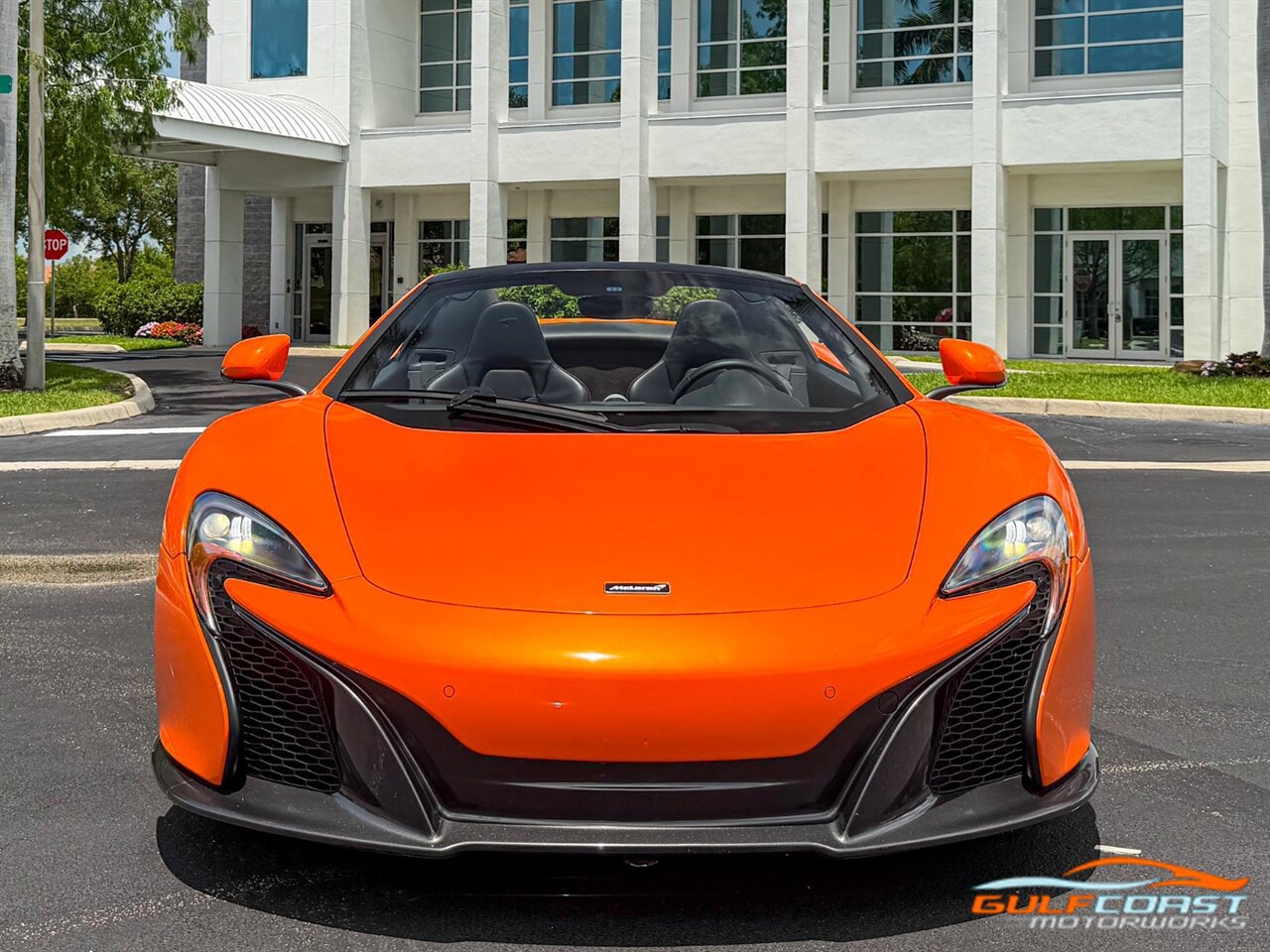 Used 2015 McLaren 650S Spider RWD image 8