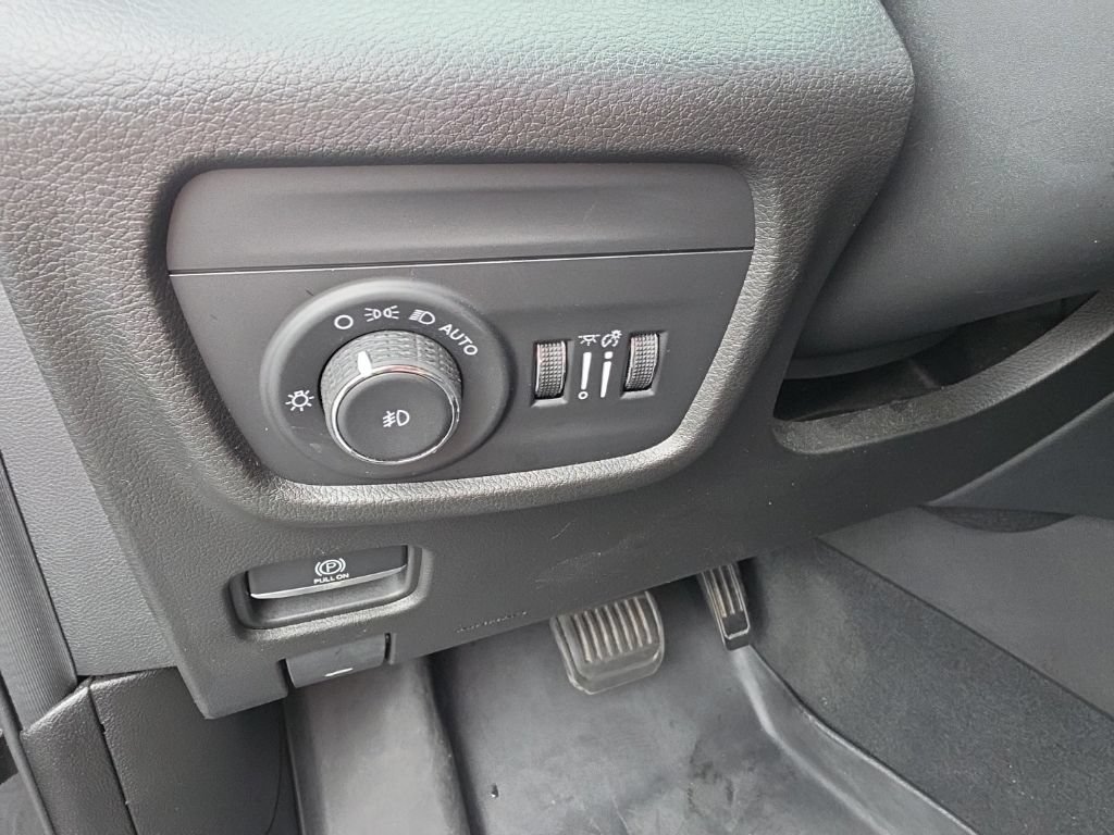 Used 2022 Jeep Grand Cherokee Overland AWD/4WD image 18