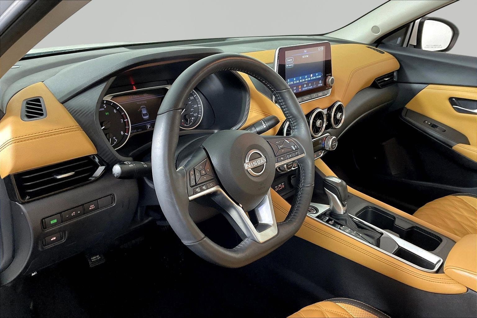 Used 2024 Nissan Sentra SV w/ SV Premium Package FWD image 17