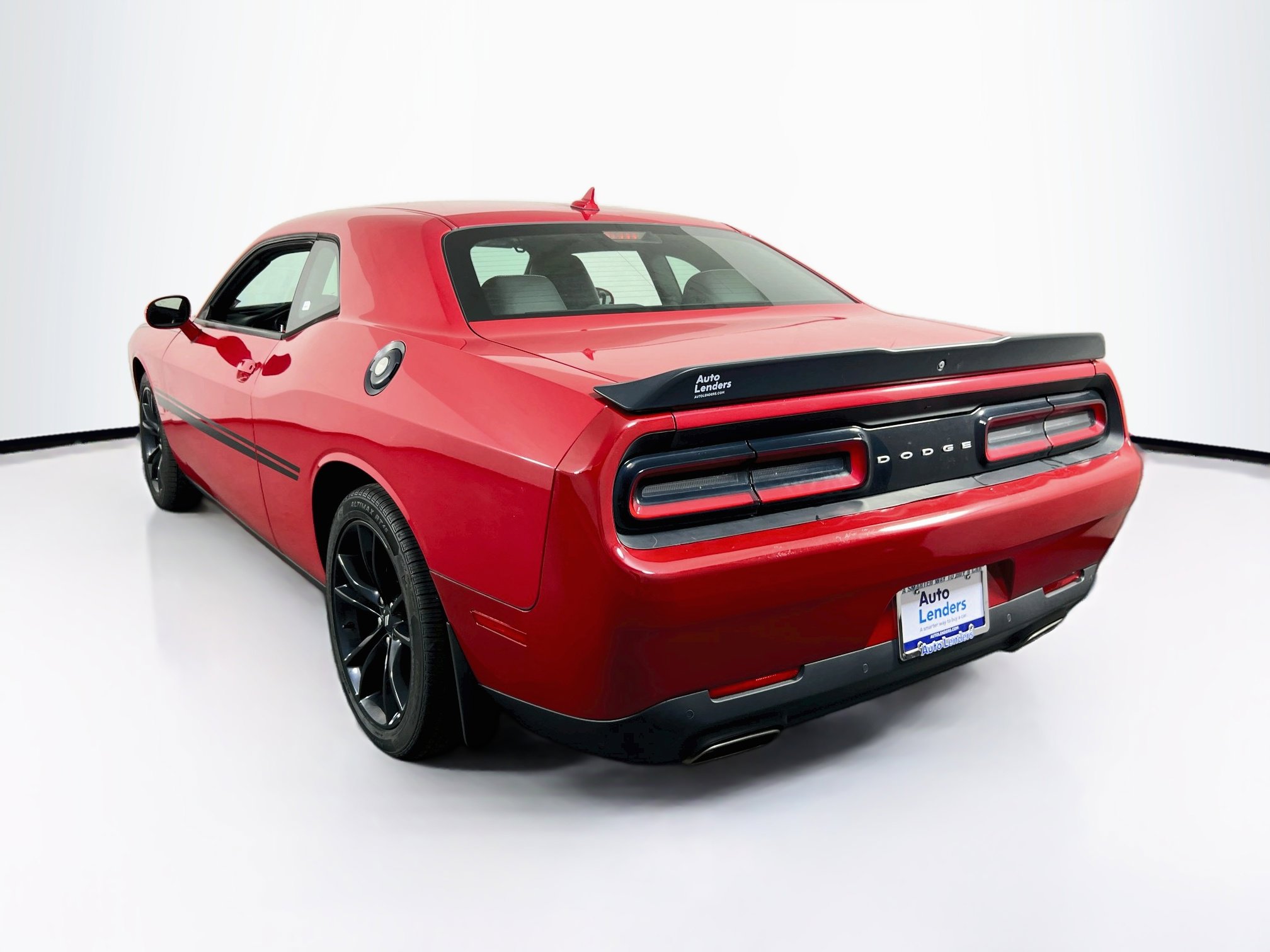 Used 2018 Dodge Challenger SXT Plus image 7