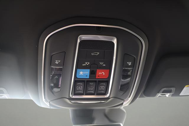 New 2026 Jeep Grand Cherokee L Limited AWD/4WD image 29