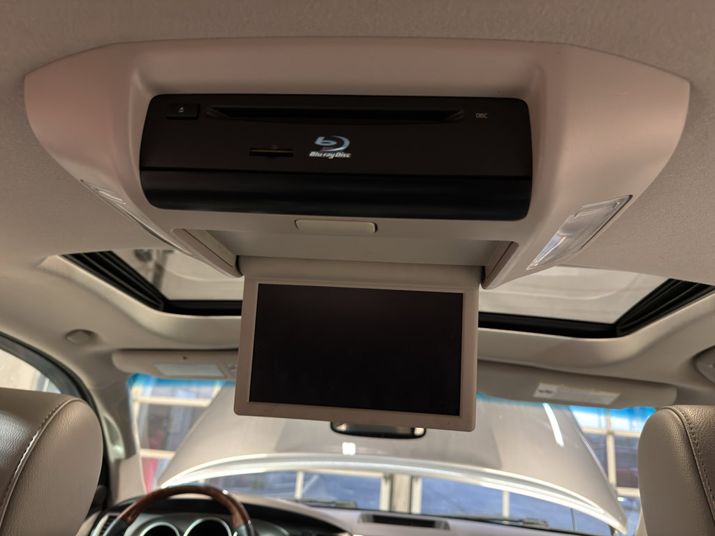 Used 2015 Toyota Sequoia Platinum AWD/4WD image 31