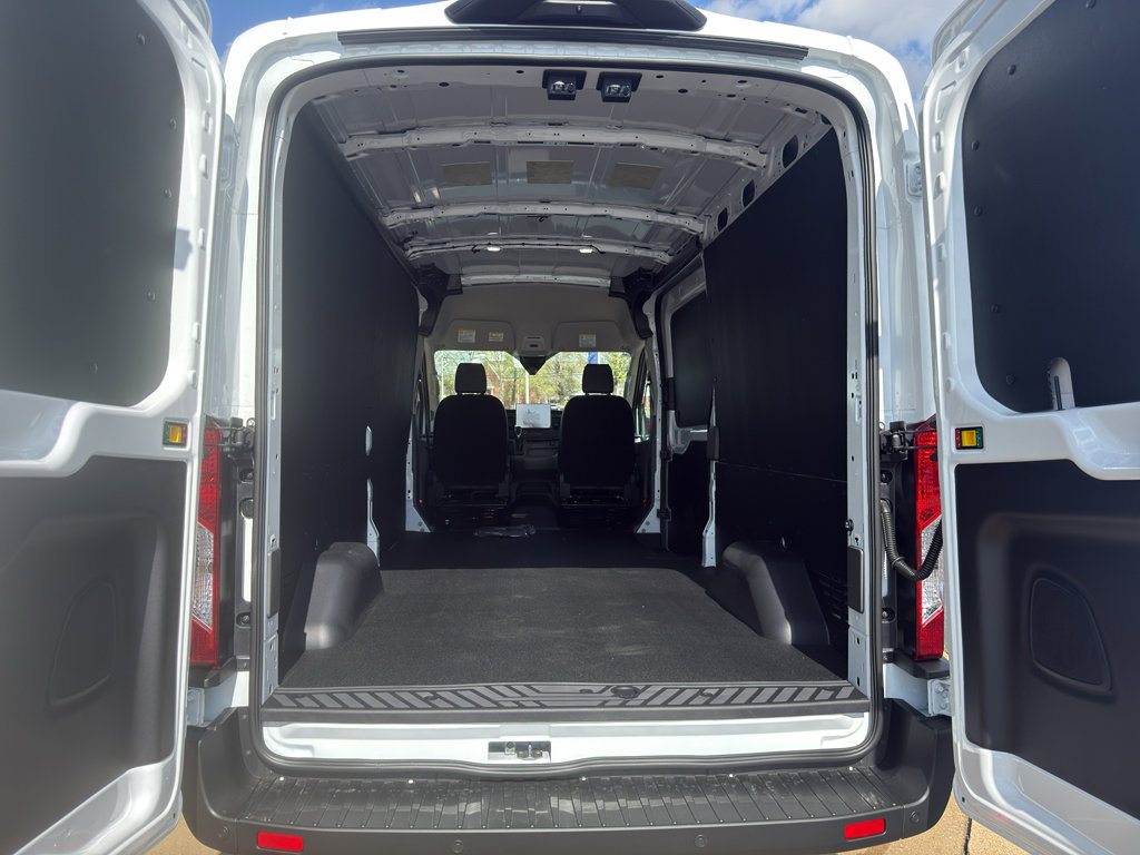 New 2026 Ford Transit 250 148 Medium Roof RWD image 9