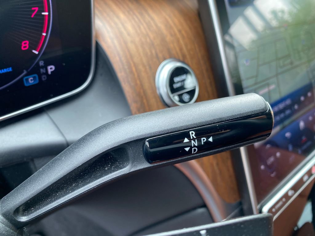 Used 2024 Mercedes-Benz GLC 300 4MATIC image 35